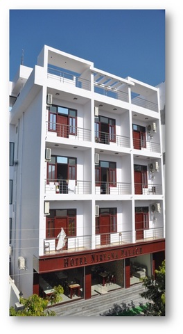 Hotel Nirvana Palace